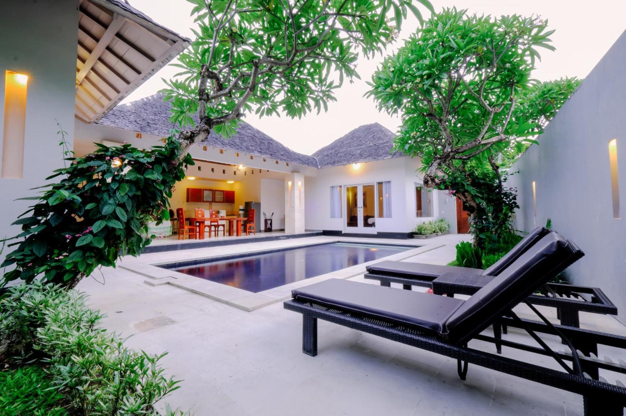 Kaisa Villas Seminyak Exterior foto